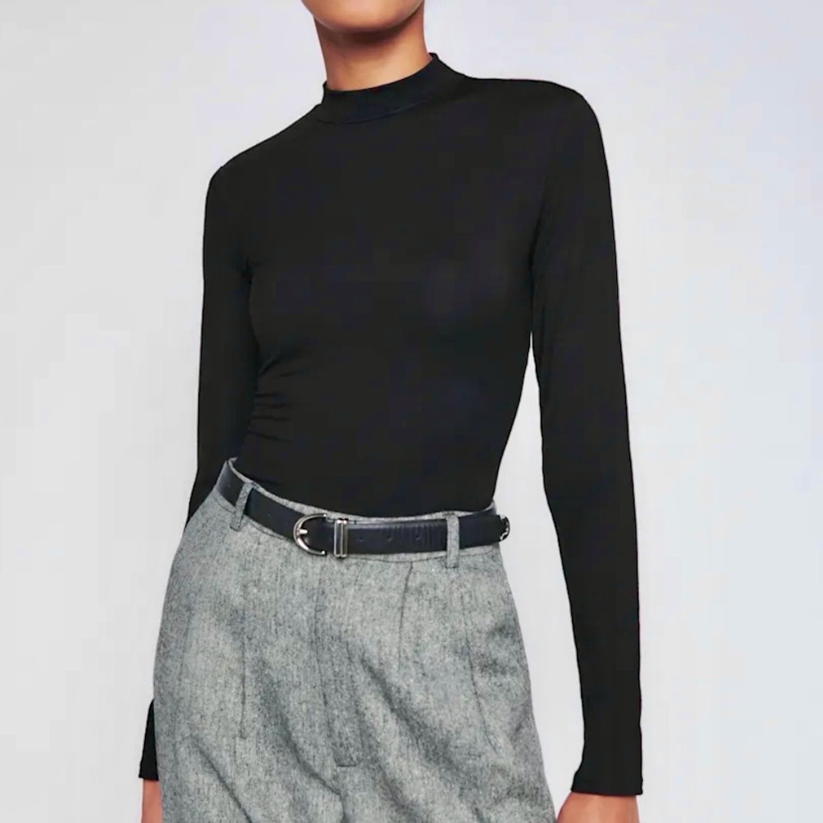 Reformation Black Minimalist Soft Stretch Mock Neck Long-Sleeve Top Size Small